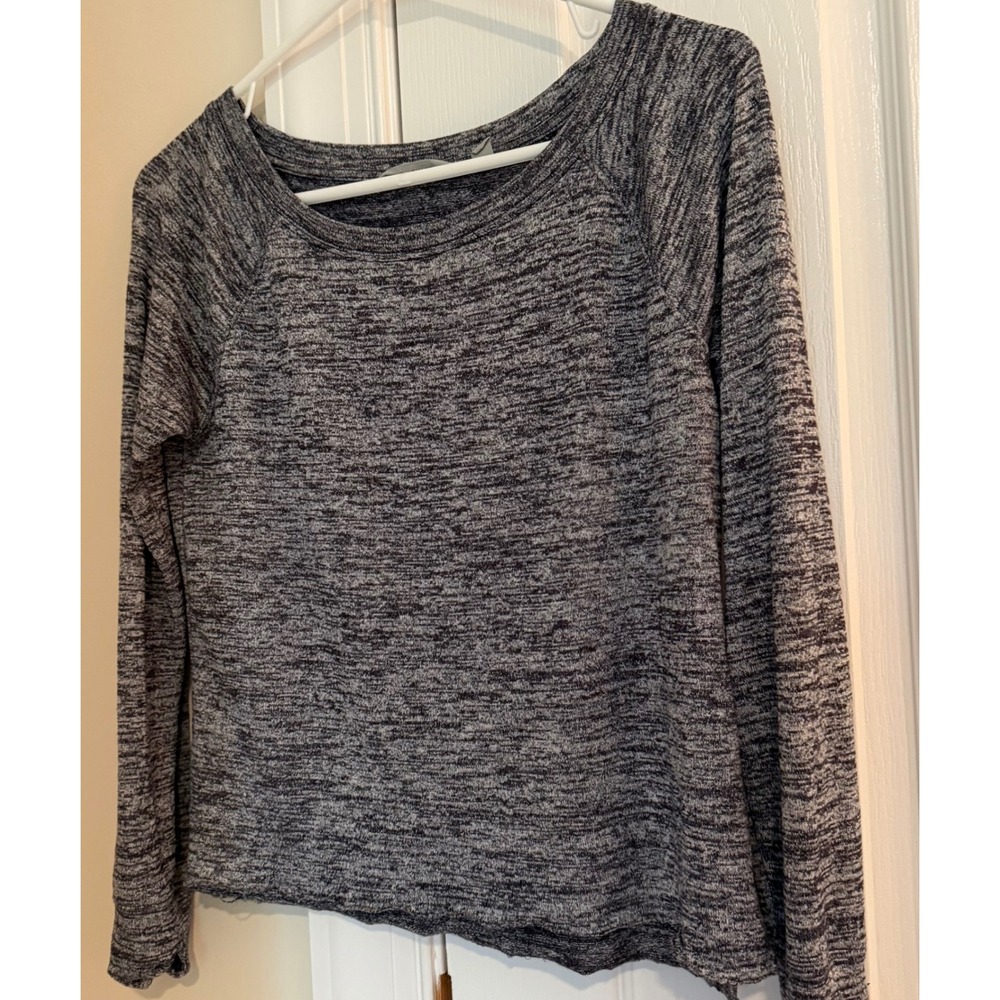Athleta Women XS Charcoal Gray Space Dye Long Sleeve Athletic Knit Top